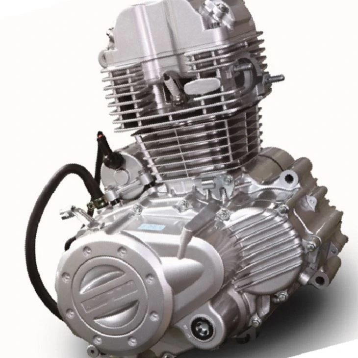 400cc 4 taktų horizontalus triratis variklis